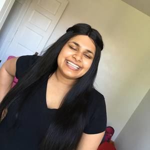 Meet your Posher, Janelle